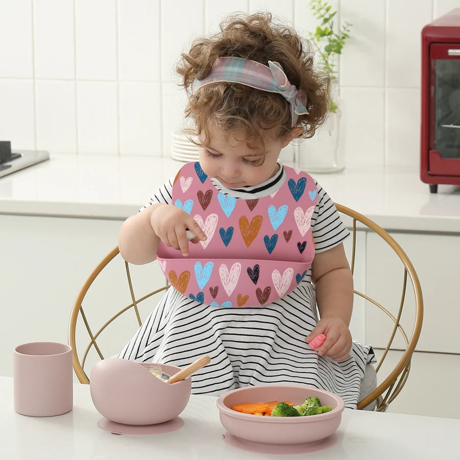 Soft Waterproof Silicone Baby Bib – Adjustable Cartoon Feeding Bib