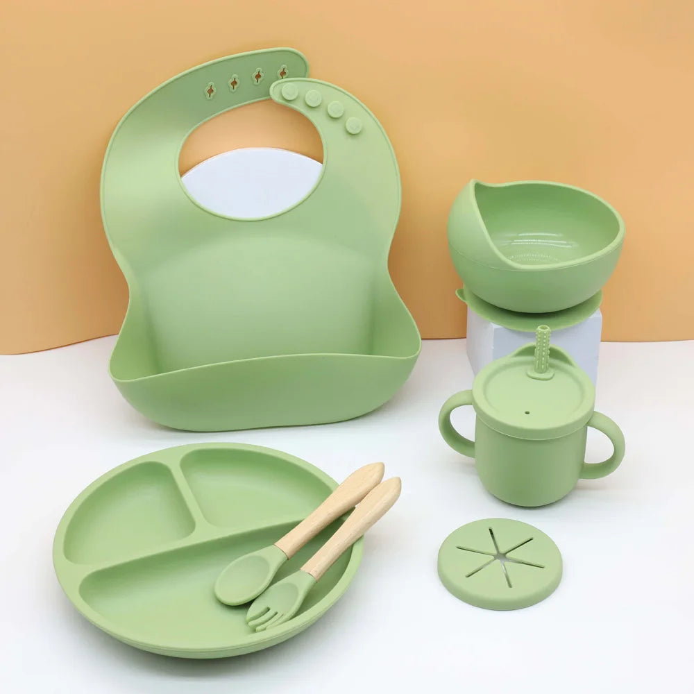 7-Piece Silicone Baby Feeding Set – Suction Bowl, Plate & Utensils